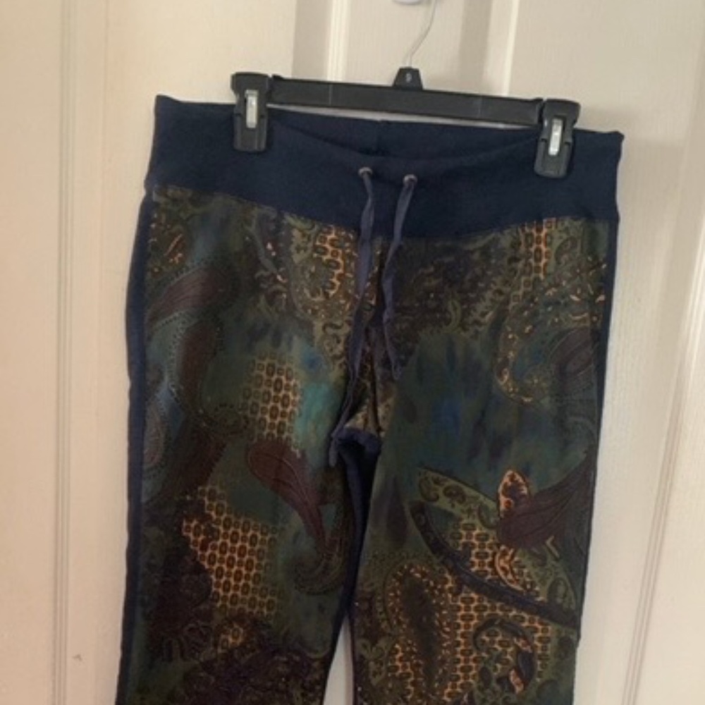 Nilla Shields pants size  m b14